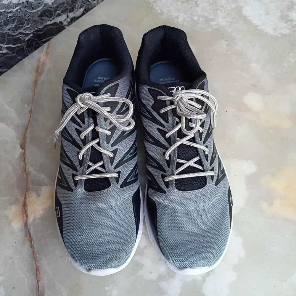 Fila Men's Grey and Black Trainers